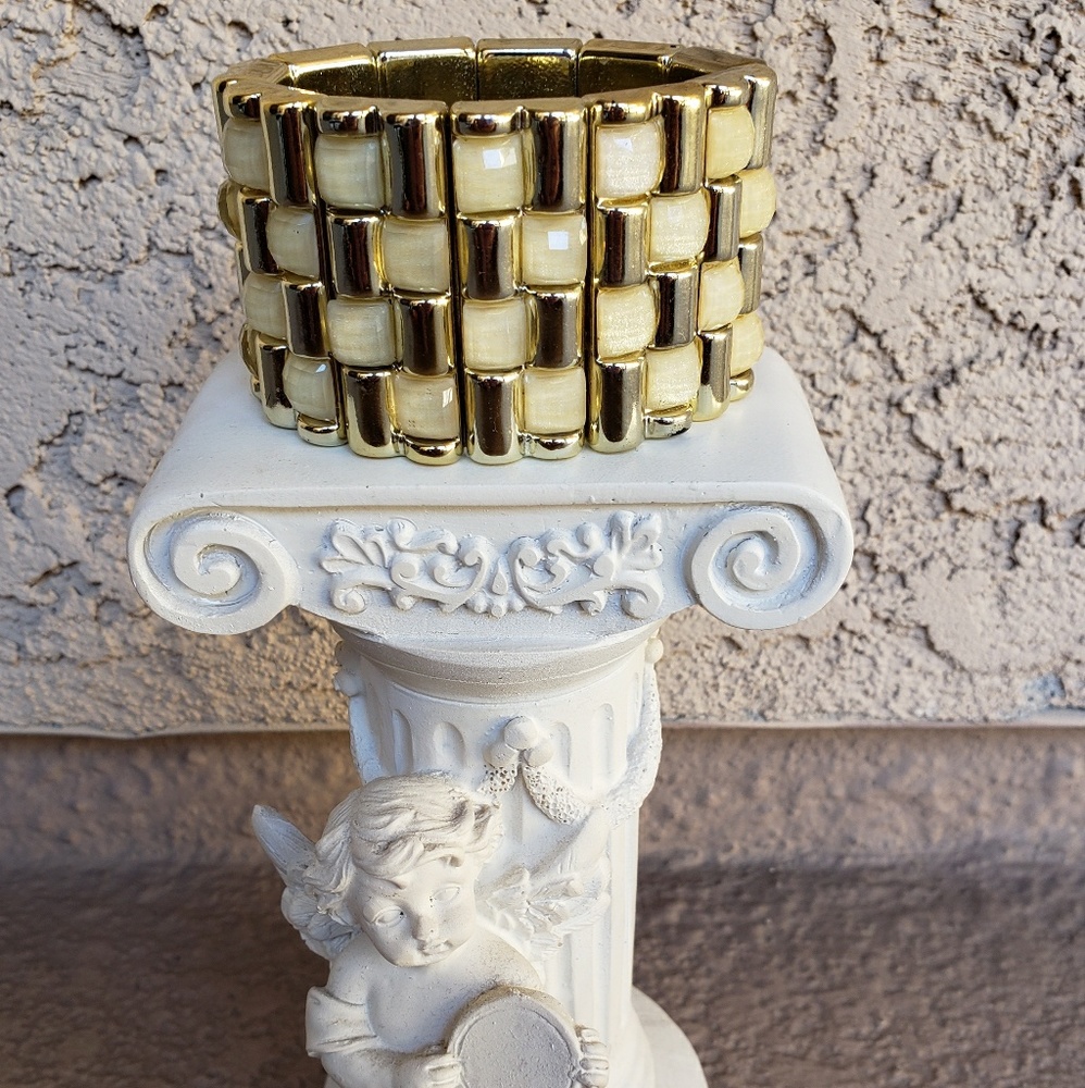 Ivory & Gold Bracelet